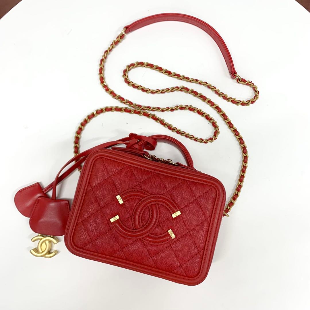 Chanel CC Filigree Quilted Shoulder Bag Caviar Leather — view 5