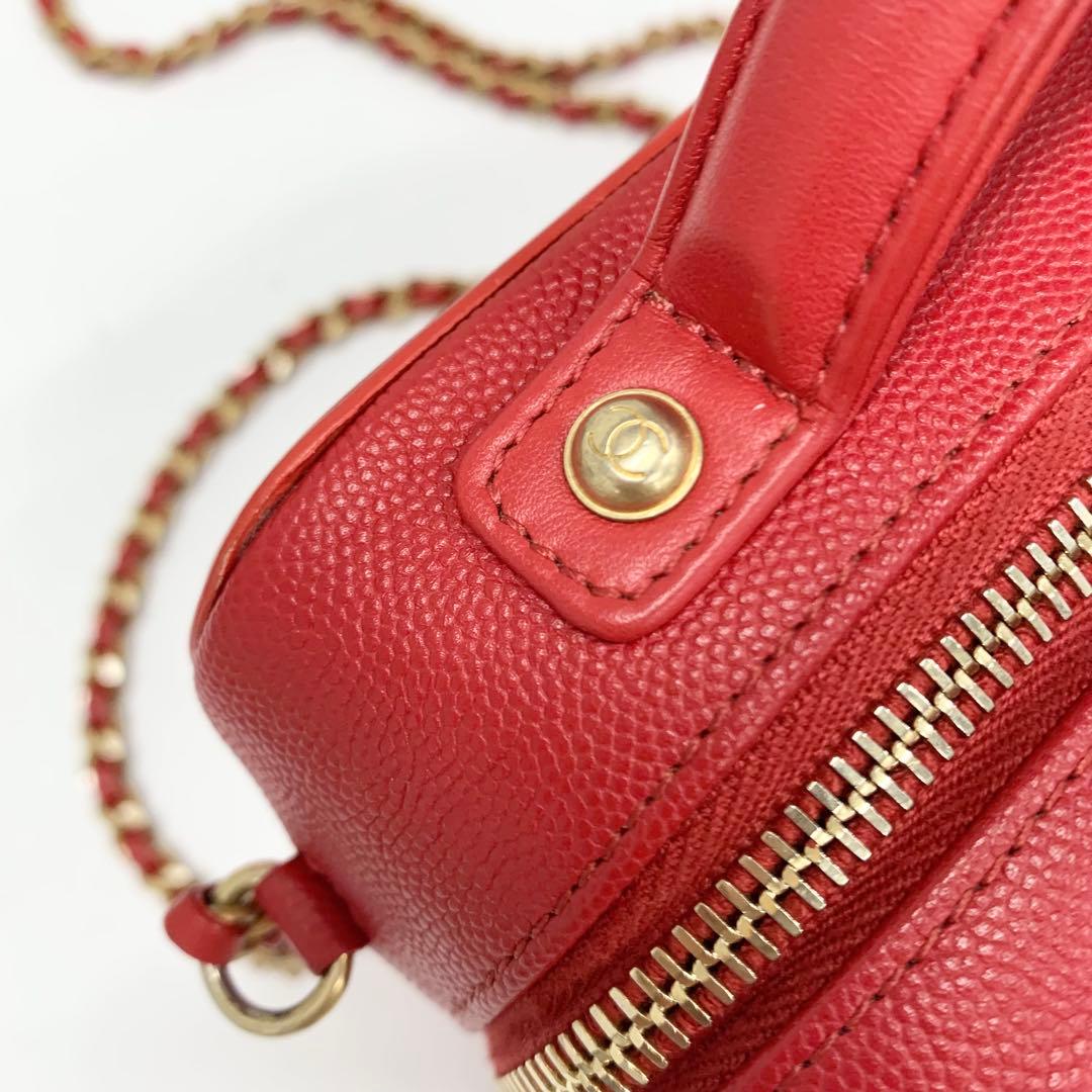 Chanel CC Filigree Quilted Shoulder Bag Caviar Leather — view 9