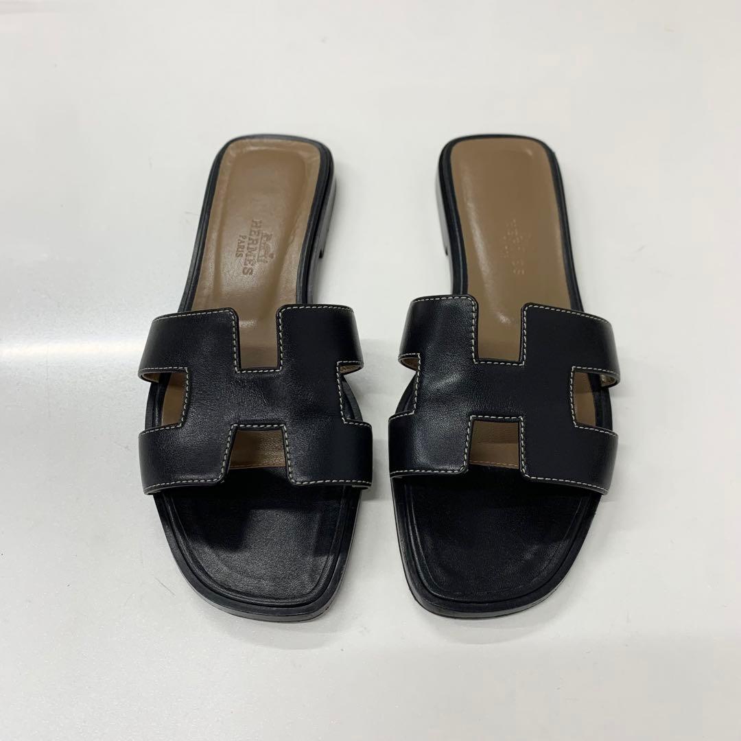 Hermes Oran Leather Sandals Black — view 2