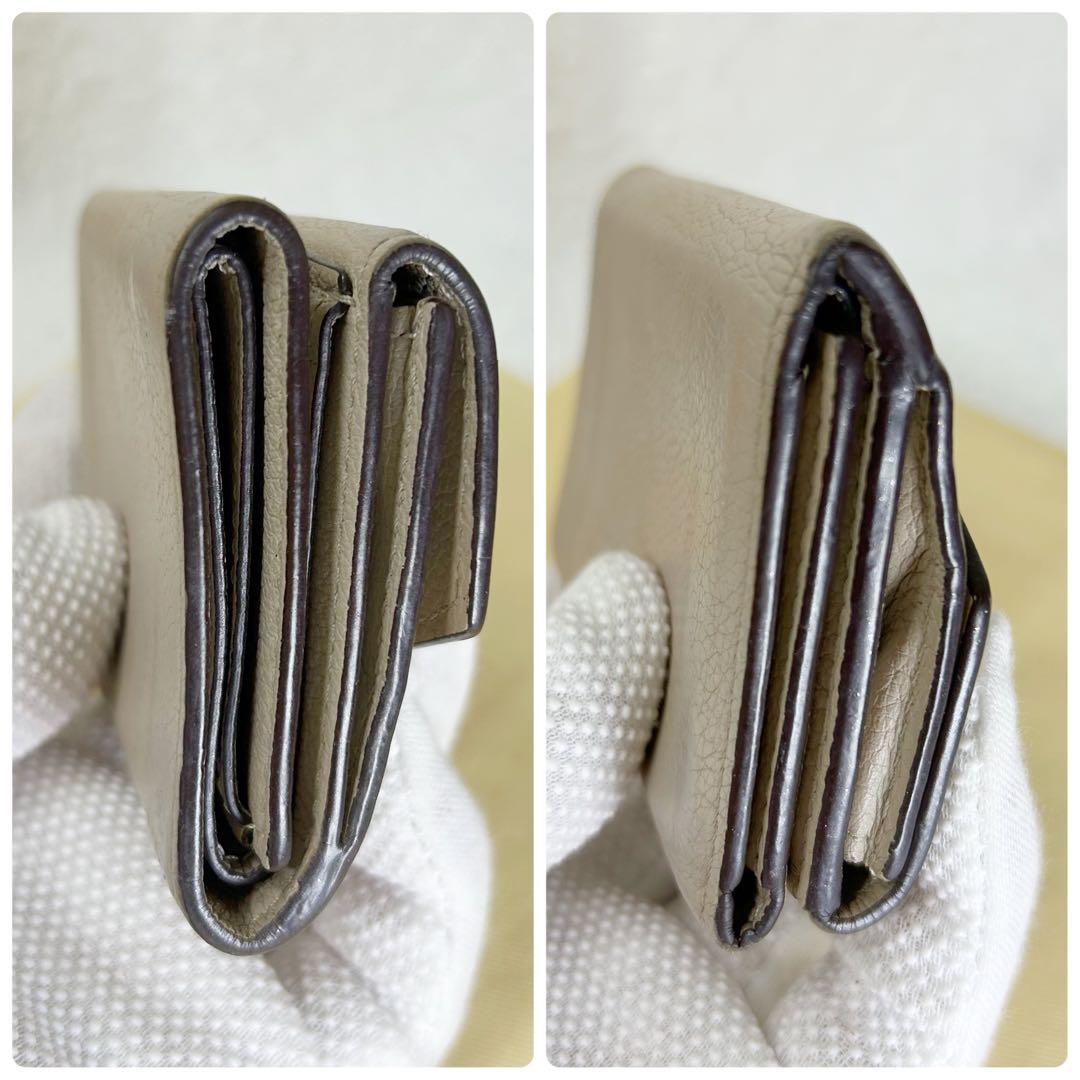 Louis Vuitton Portefeuille Lock Mini Compact Foldable Wallet Beige