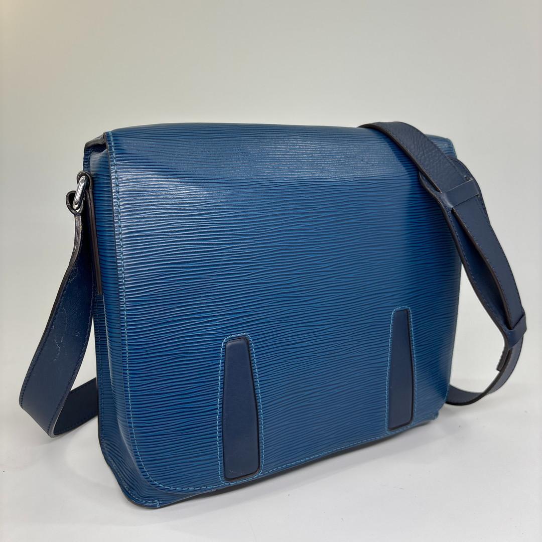 Louis Vuitton Super Epi Harrington Messenger PM Shoulder — view 3