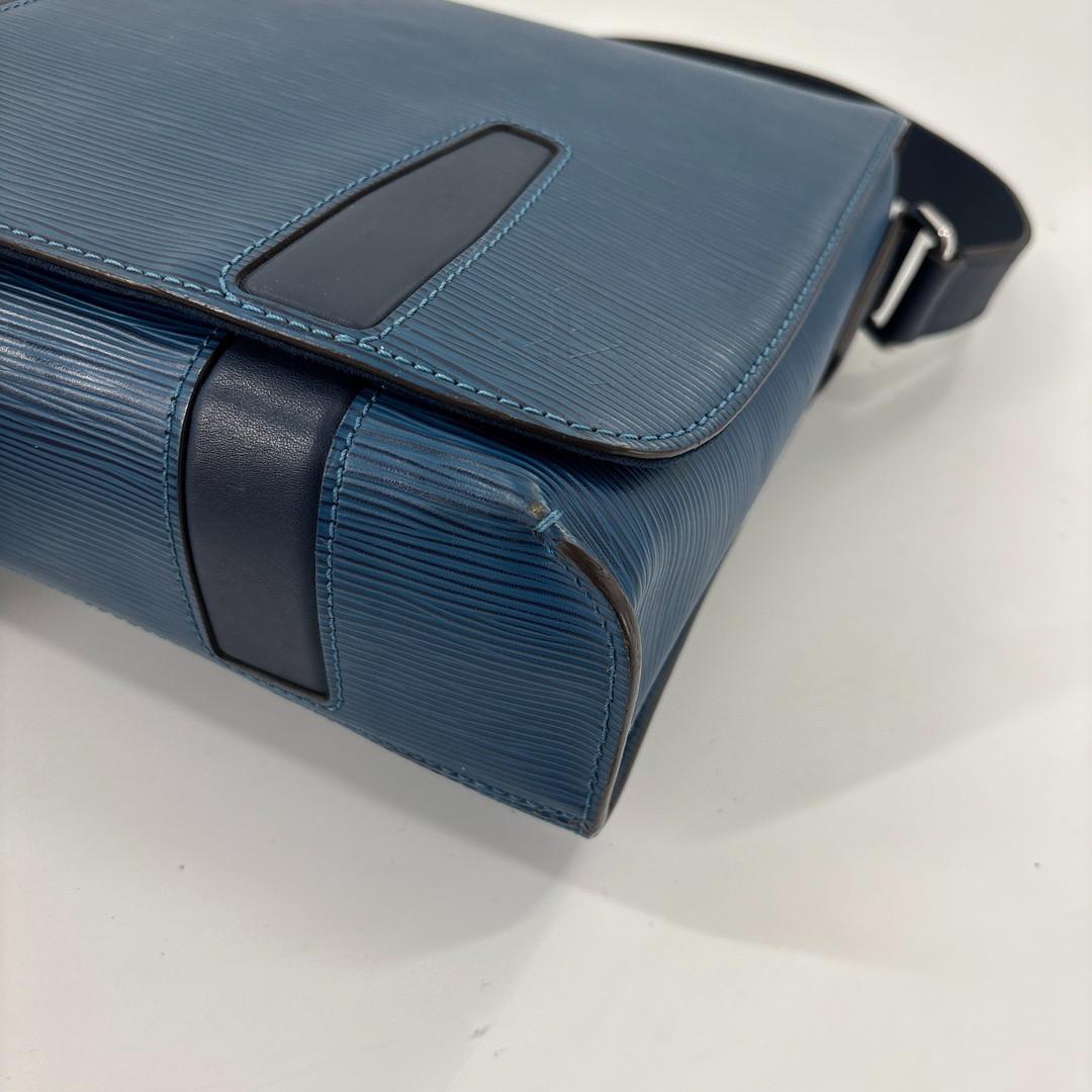 Louis Vuitton Super Epi Harrington Messenger PM Shoulder — view 7