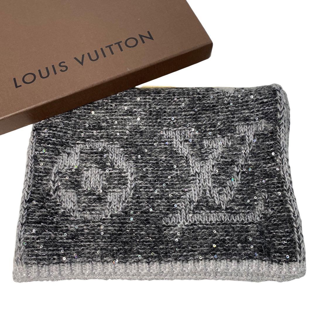 Louis Vuitton Echarpe Monogram Scarf Sequins