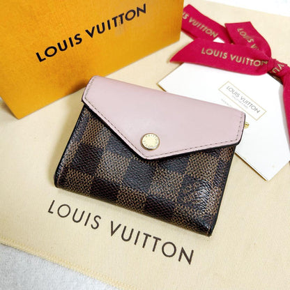 Louis Vuitton Portefeuille Zoë Damier Rose Ballerine Folding Wallet