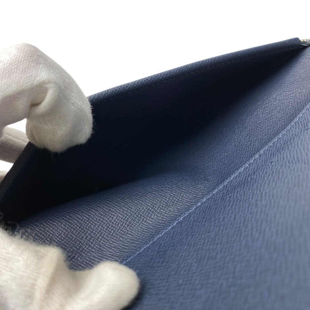 Louis Vuitton Taiga Zippy Wallet Vertical Long Wallet