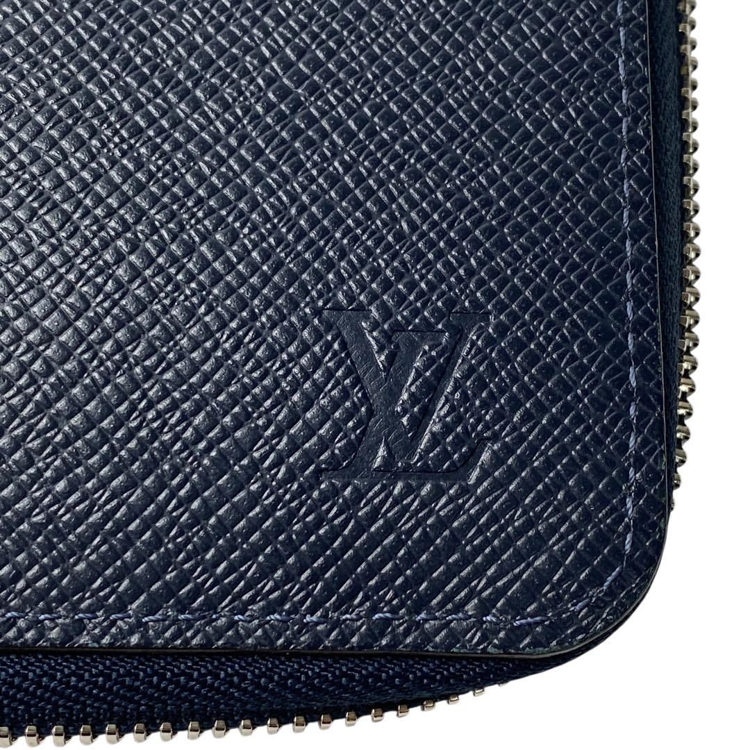Louis Vuitton Taiga Zippy Wallet Vertical Long Wallet