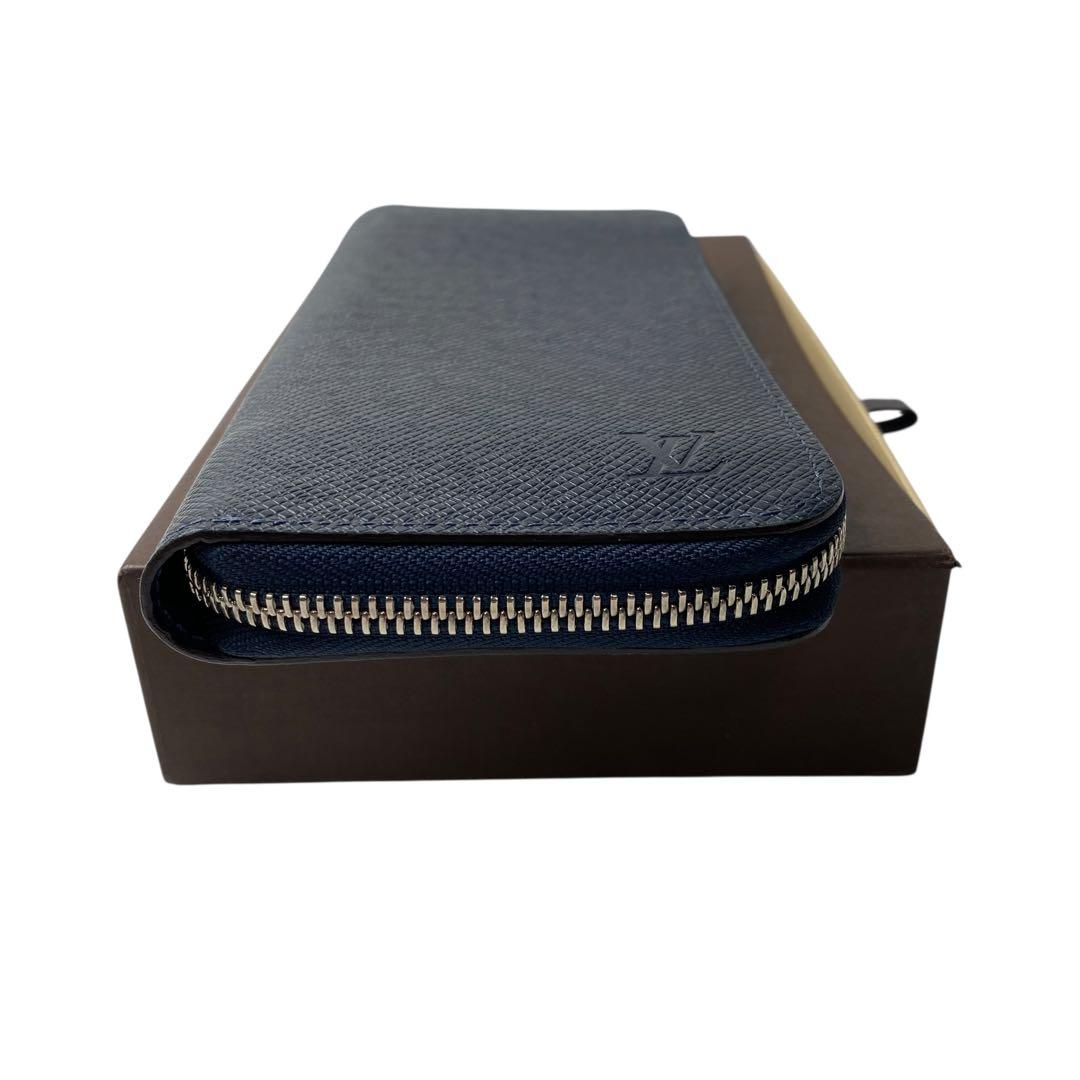 Louis Vuitton Taiga Zippy Wallet Vertical Long Wallet