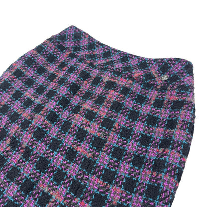 Chanel CC Logo Button Tweed Skirt 36 — view 4