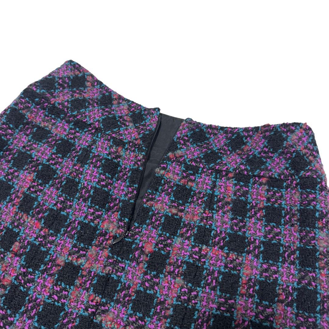 Chanel CC Logo Button Tweed Skirt 36 — view 6