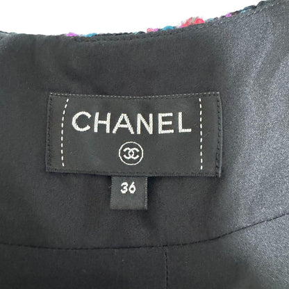 Chanel CC Logo Button Tweed Skirt 36 — view 8