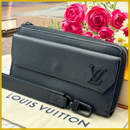 Louis Vuitton LV Aerogram Zippy Dragonne Wallet
