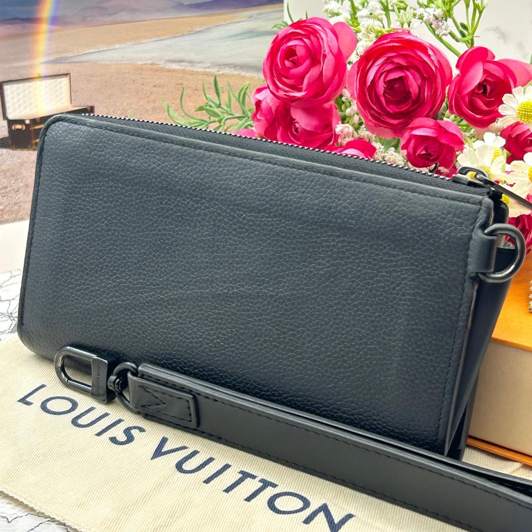 Louis Vuitton LV Aerogram Zippy Dragonne Wallet — view 2