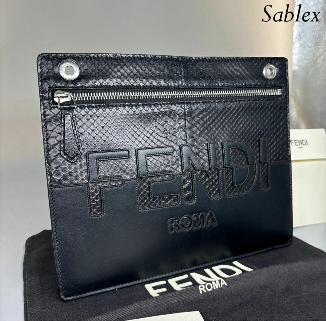 Fendi Clutch Black — view 3