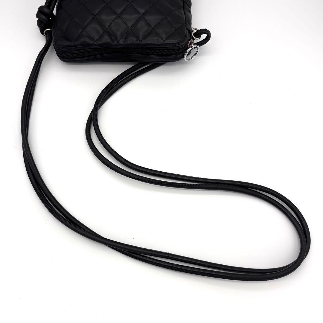 Chanel Cambon Line Leather Pochette Shoulder Bag Black — view 3