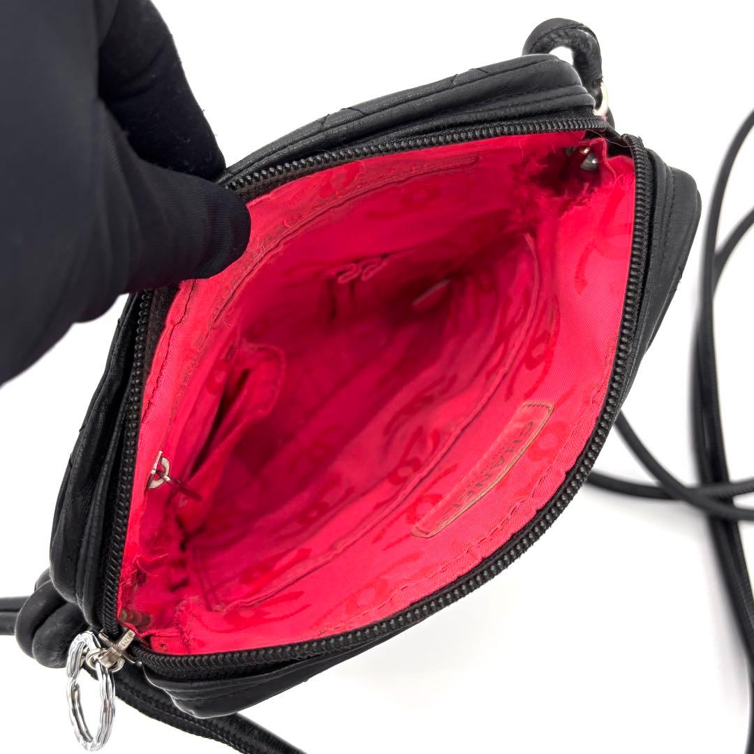 Chanel Cambon Line Leather Pochette Shoulder Bag Black — view 4