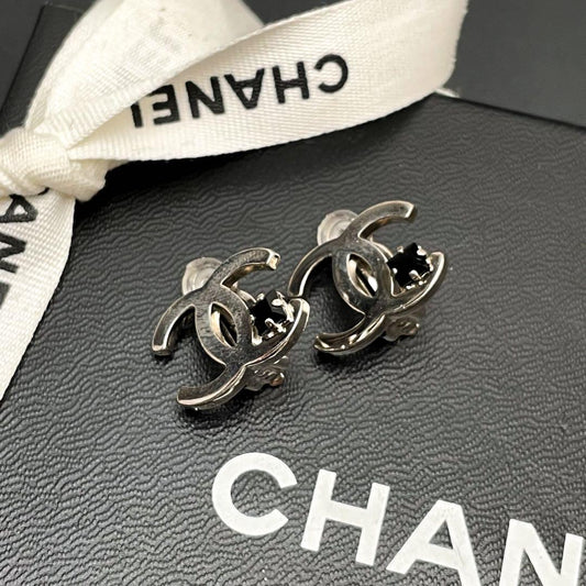 Chanel 05P CC Logo Earrings Icon Silver Black Coco
