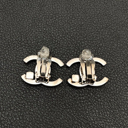 Chanel 05P CC Logo Earrings Icon Silver Black Coco — view 4