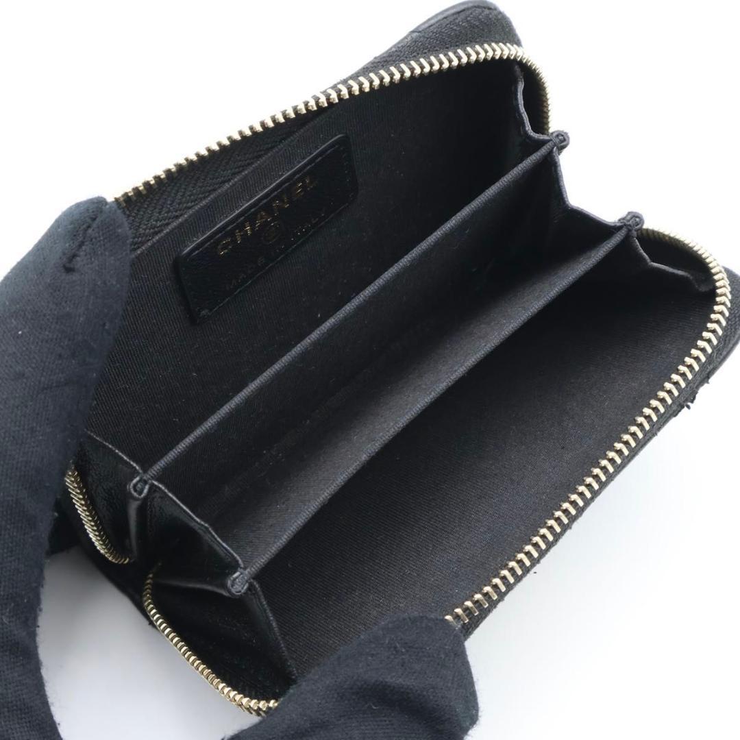 Chanel Classic Zip Coin Purse Lambskin CC Logo — view 2