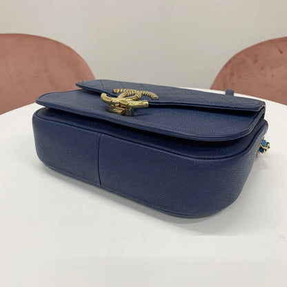 Chanel Half CC Logo Quilted Caviar Leather Shoulder Bag — view 4