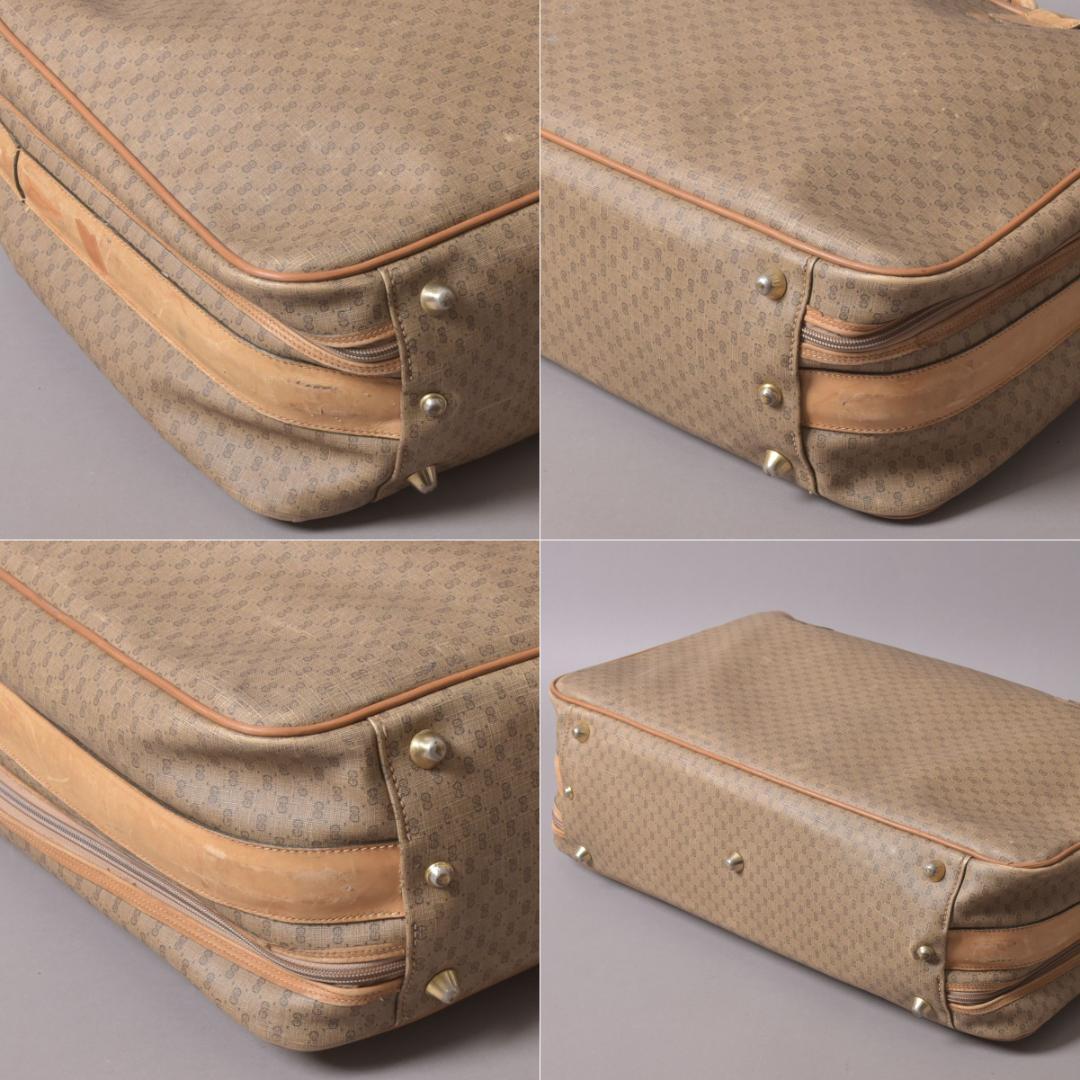 Gucci Vintage Micro GG Boston Bag Beige