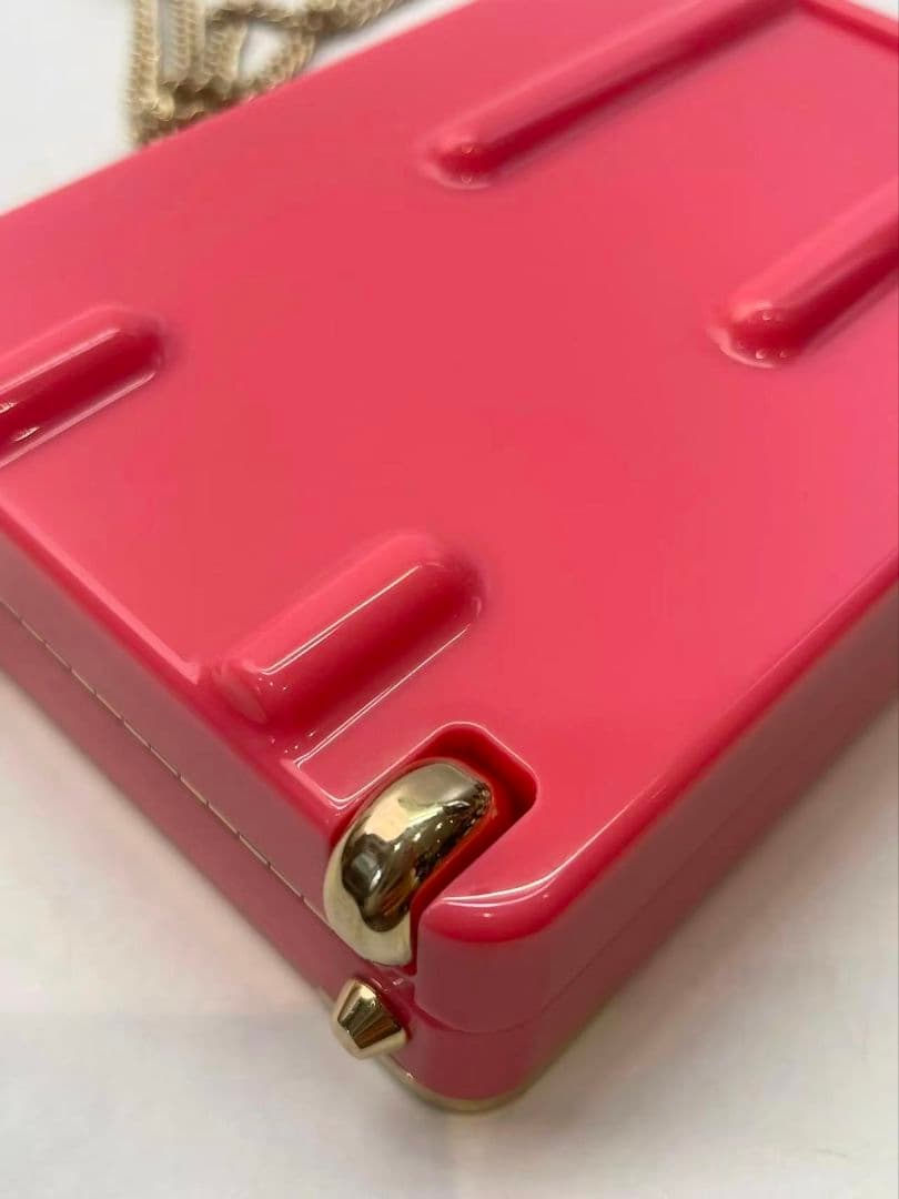 Chanel Luggage Motif Acrylic Minaudiere Pink — view 5