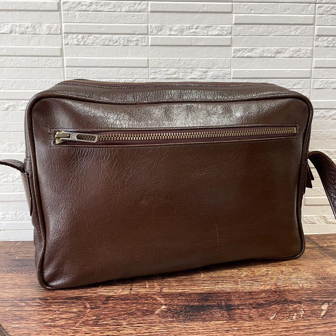 Celine Leather Carriage Logo Gold Shoulder Bag Brown — view 2