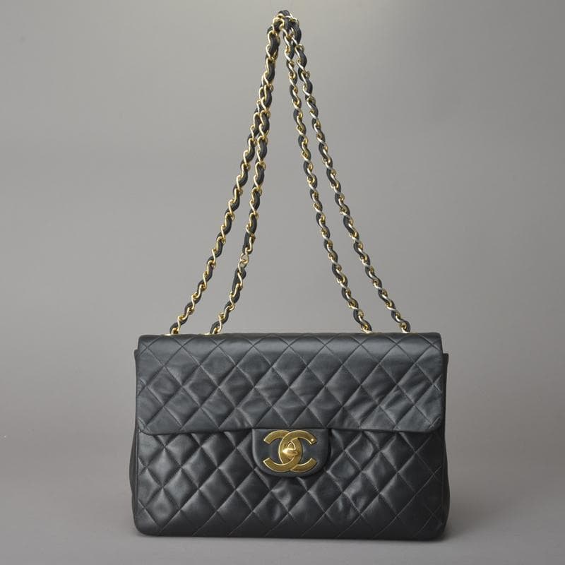Chanel◇ Chanel Deka Matelasse 34 Chain Shoulder Bag Black