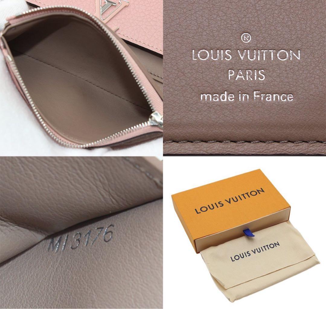 Ultra Louis Vuitton Portefeuille Capucines Trifold Wallet