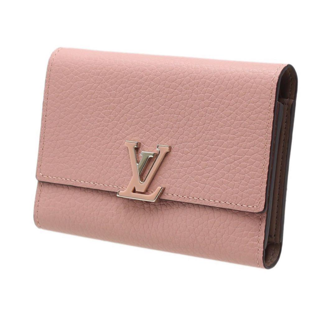 Ultra Louis Vuitton Portefeuille Capucines Trifold Wallet