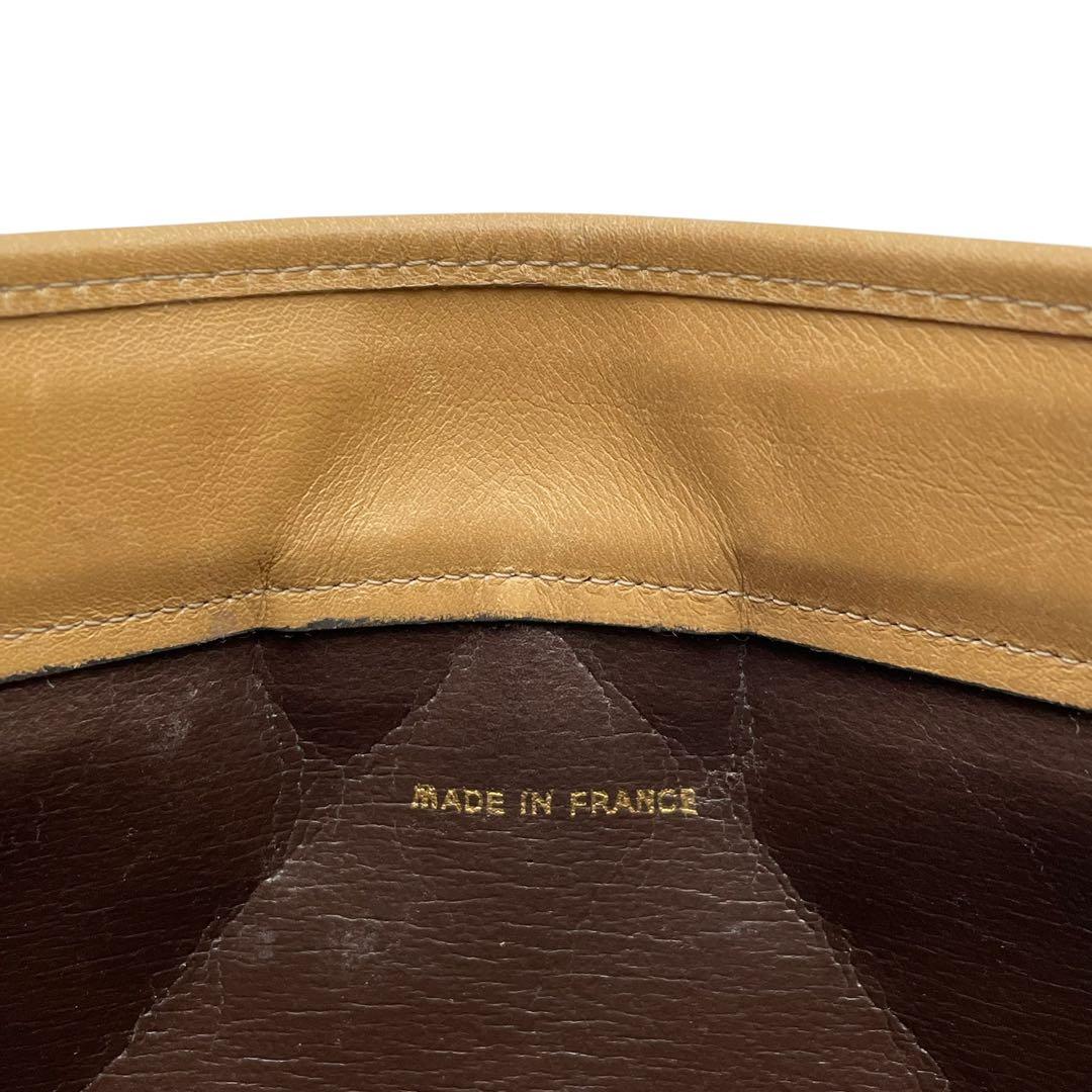 Chanel Lambskin Quilted CC Logo Clutch Beige — view 9