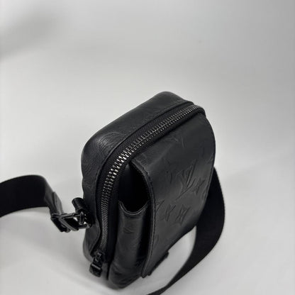 Louis Vuitton Double Phone Shadow Shoulder Bag — view 6