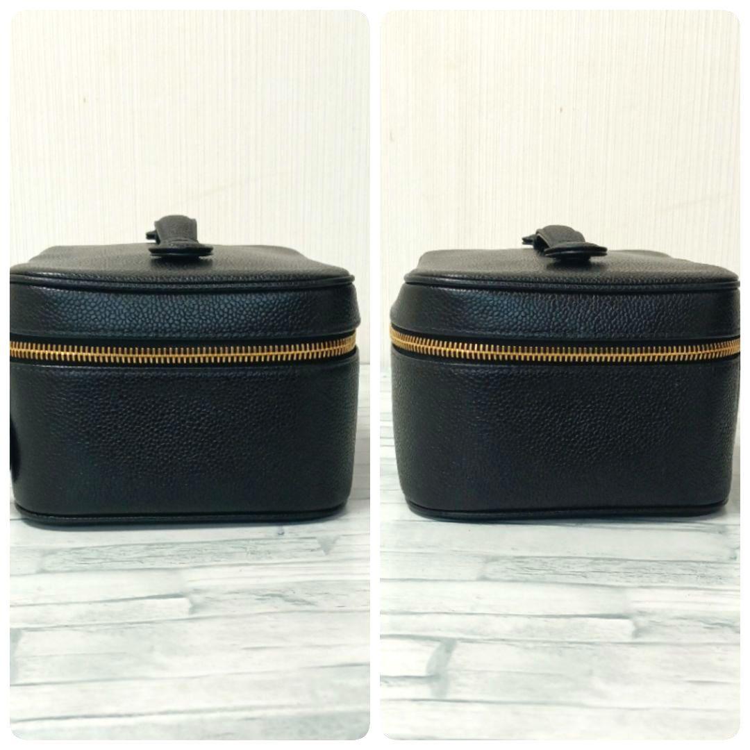 Chanel Vanity Caviar Leather Pouch Black Gold — view 3