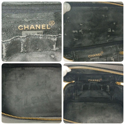 Chanel Vanity Caviar Leather Pouch Black Gold — view 8