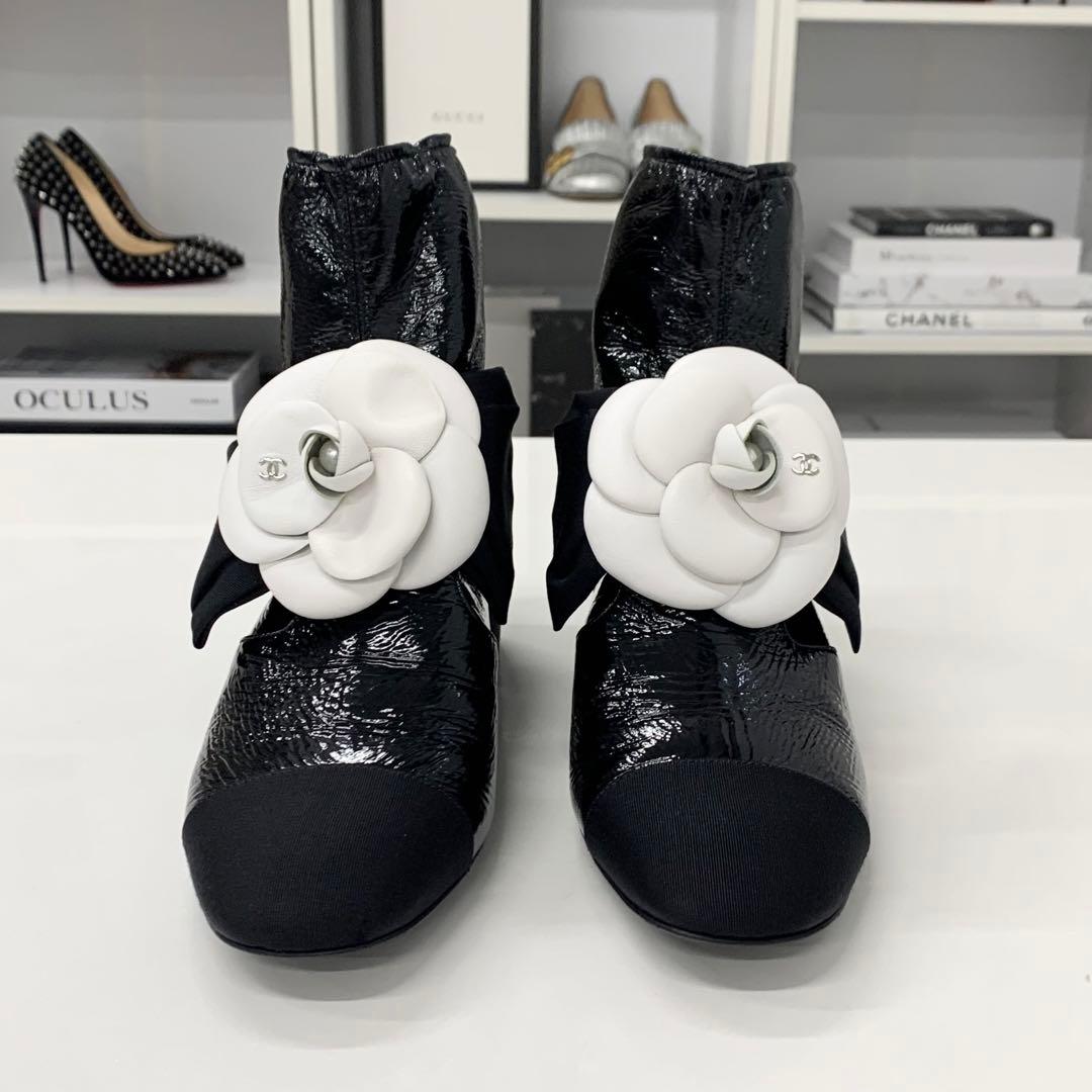 Chanel Camellia Ribbon CC Logo Patent Wrinkled Short Boots — view 4