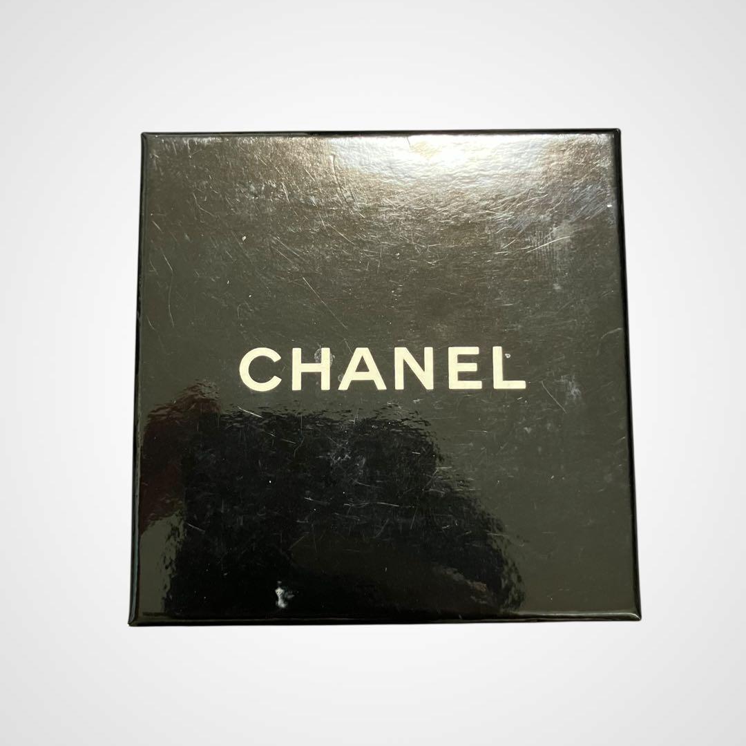 Chanel Gold Green Gripore Earrings K_079