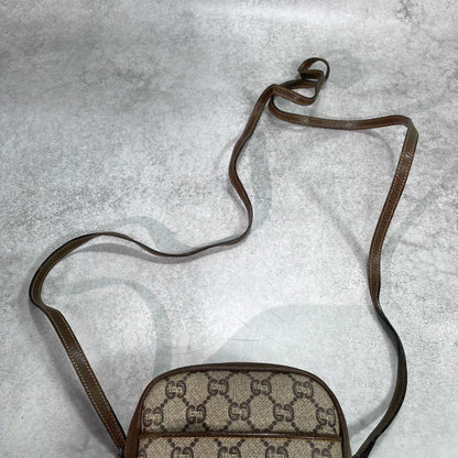 Gucci GG Shoulder Bag Brown Beige Logo Leather — view 4