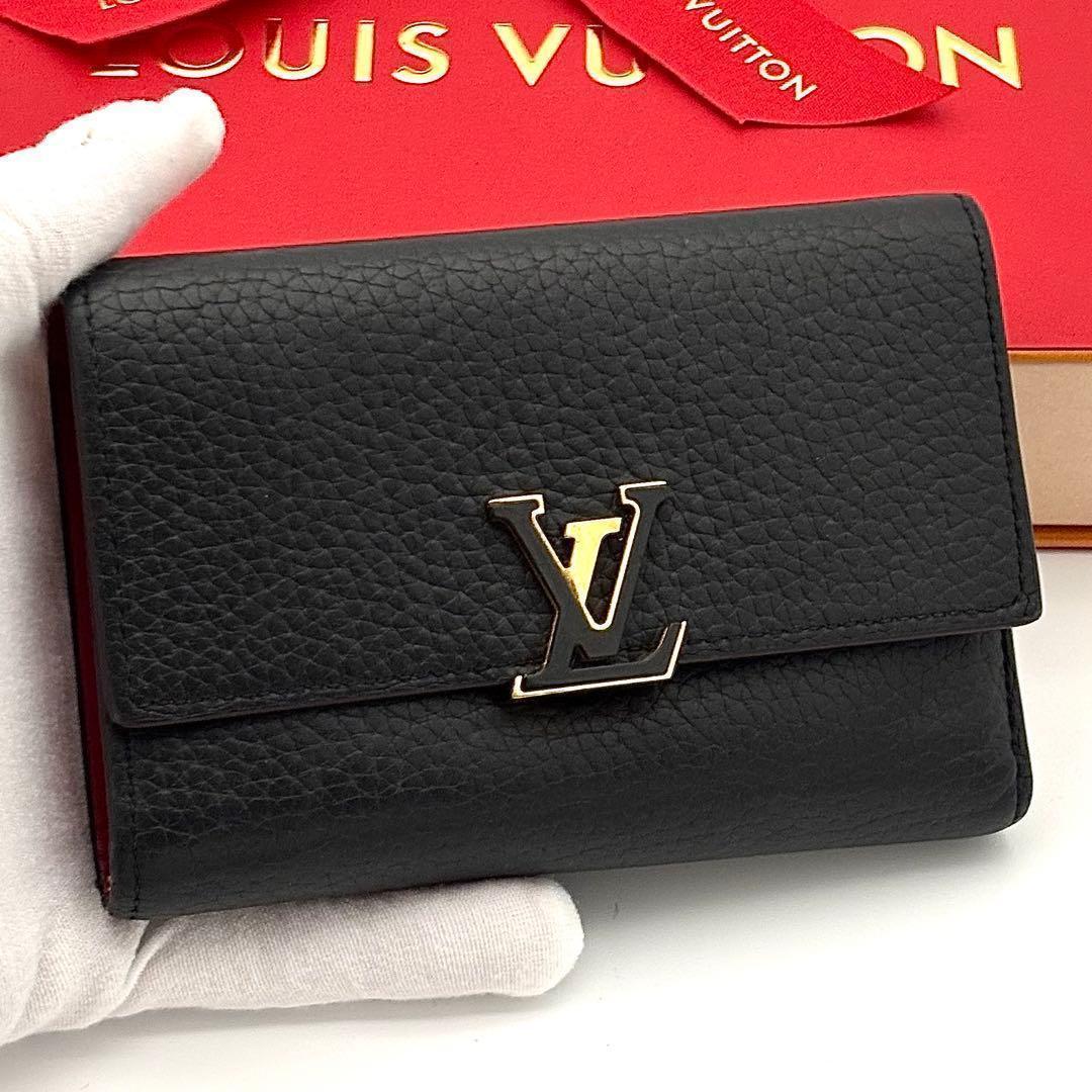 Louis Vuitton Wallet Portefeuille Capucines Compact Black