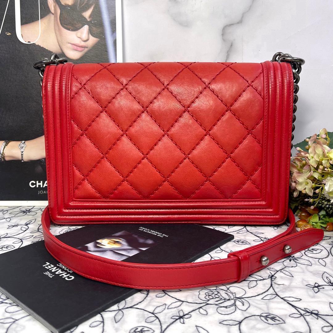 Chanel Boy Quilted Chain — view 3