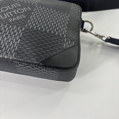 Louis Vuitton Damier Graphite Trio Messenger — view 8