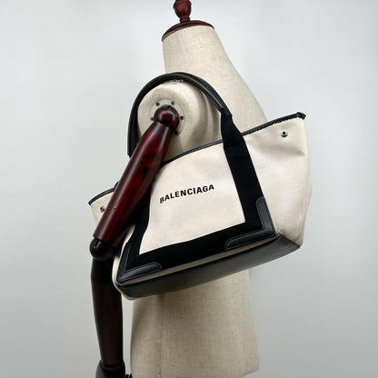 Balenciaga Navy Cabas M Canvas Beige Tote Pouch — view 4