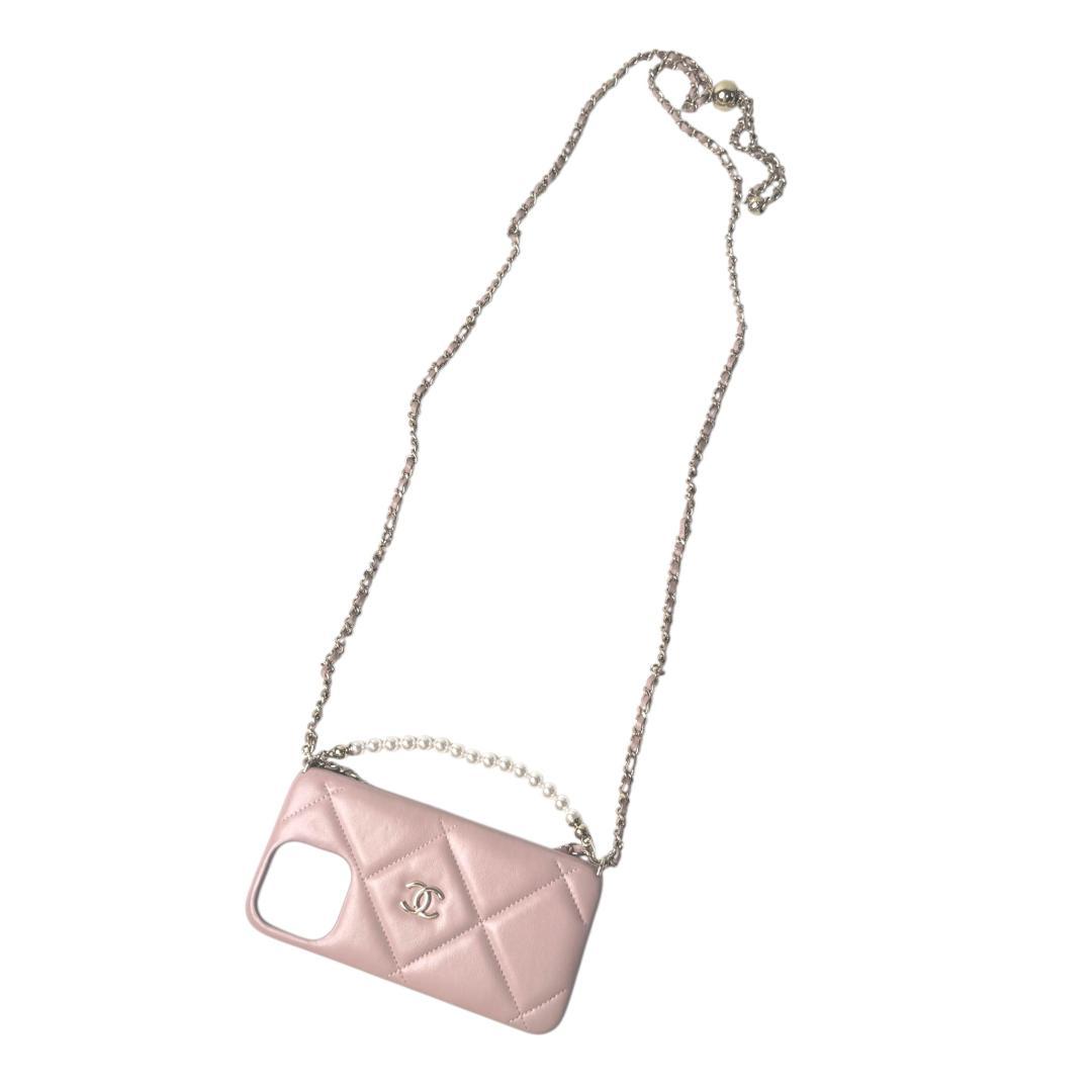 Chanel Case Chain Strap Pearl — view 3