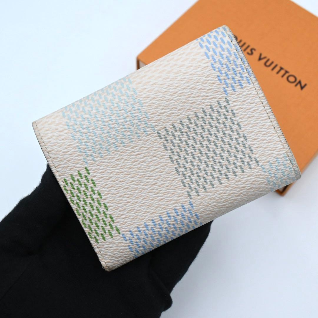 Louis Vuitton Damier Licious Victorine Trifold Wallet — view 2