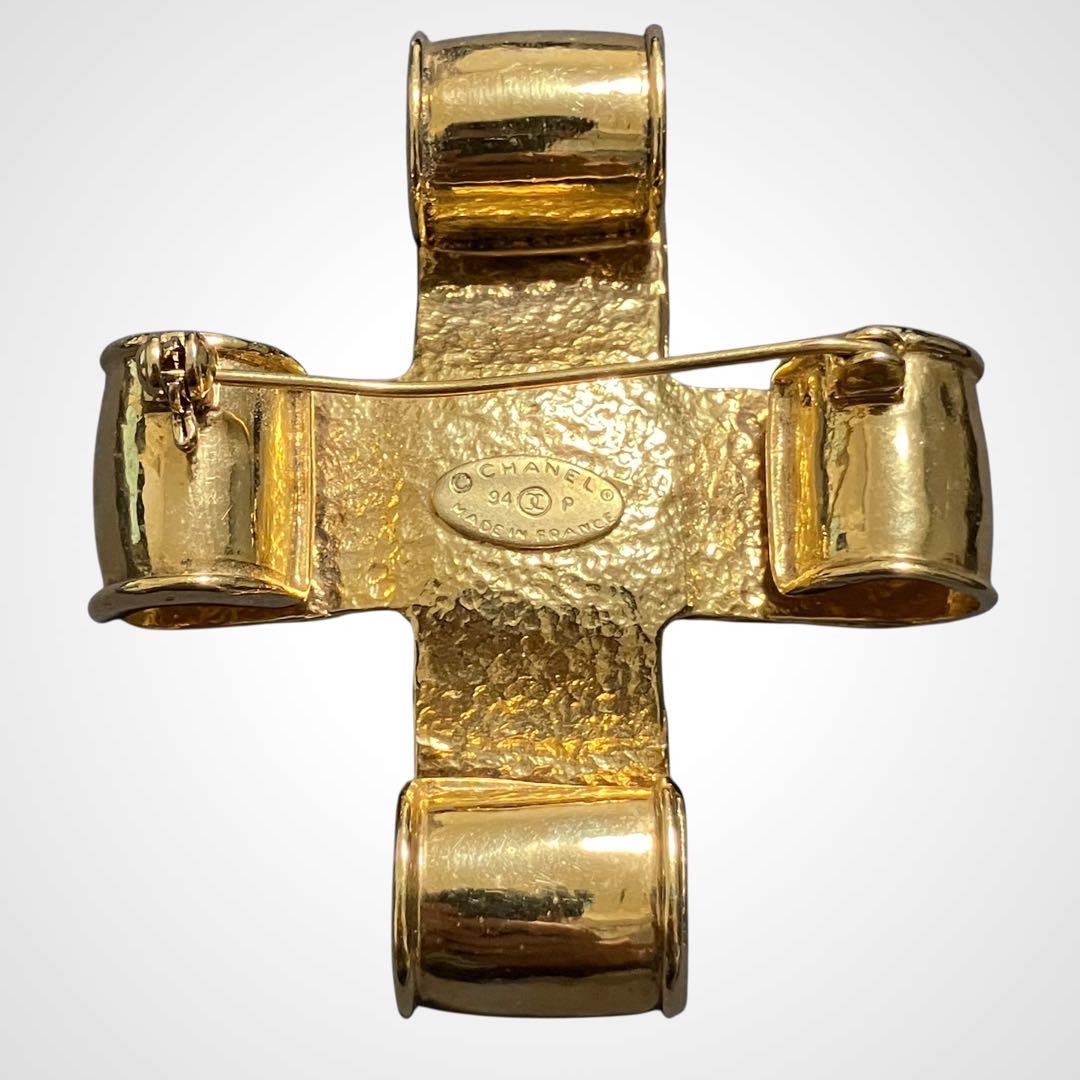 Chanel Gold 1994 Cross Brooch K_065