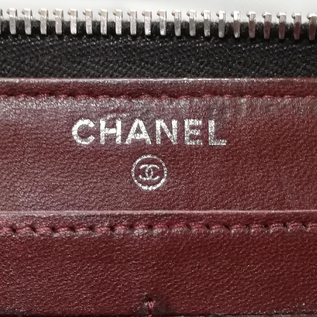 Chanel Zip Around Wallet Silver — view 5