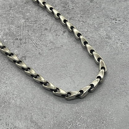 Gucci Teardrop Link Chain Necklace