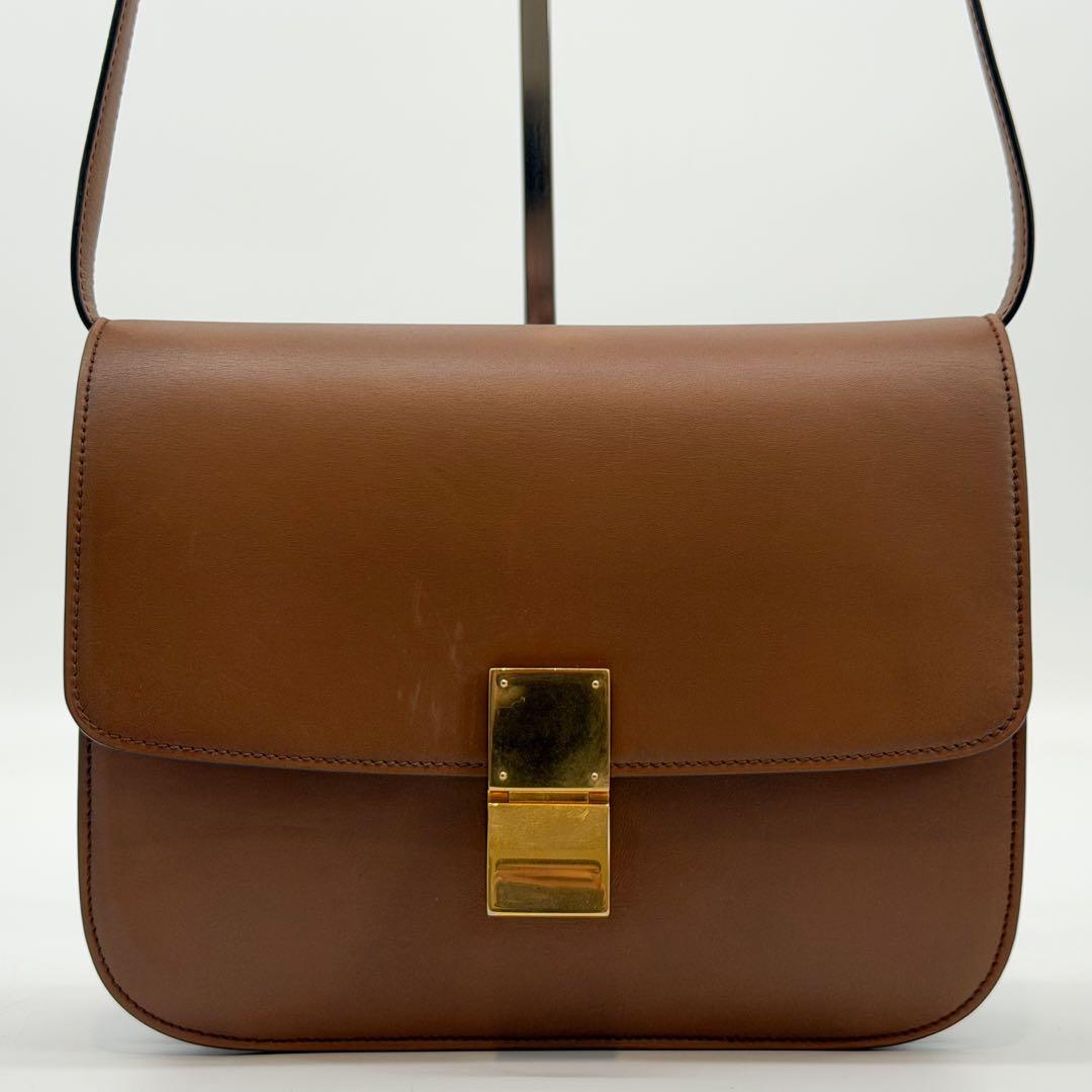 Celine Classic Box Calf Shoulder Bag Medium — view 2