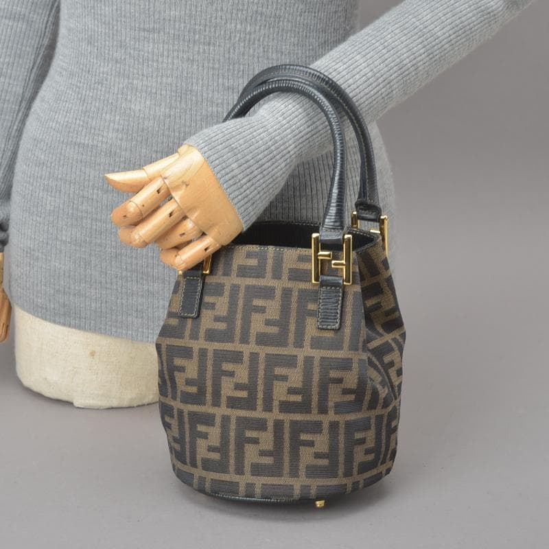 ◇fendi Zucca Handbag Jacquard Leather Brown