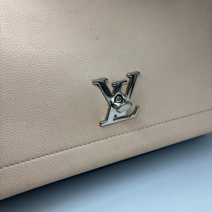 Louis Vuitton Lockme 2 Cartable Blue Handbag — view 7