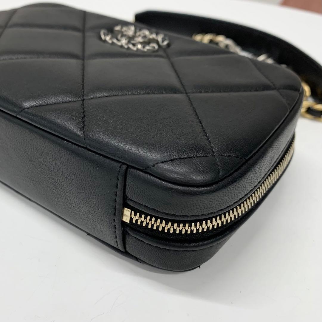 Chanel 19 Quilted CC Logo Lambskin Shoulder — view 9