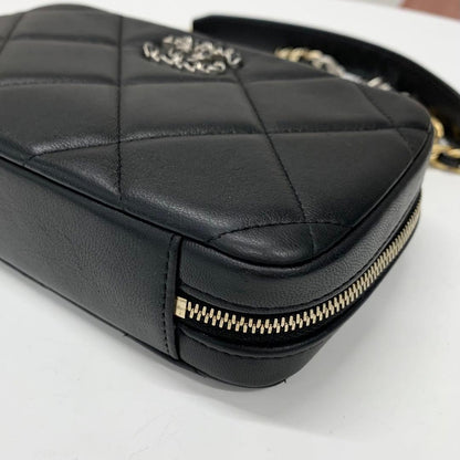 Chanel 19 Quilted CC Logo Lambskin Shoulder — view 9